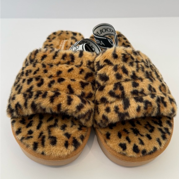 Koolaburra Leopard by UGG cheetah Print Flats - Picture 10 of 11